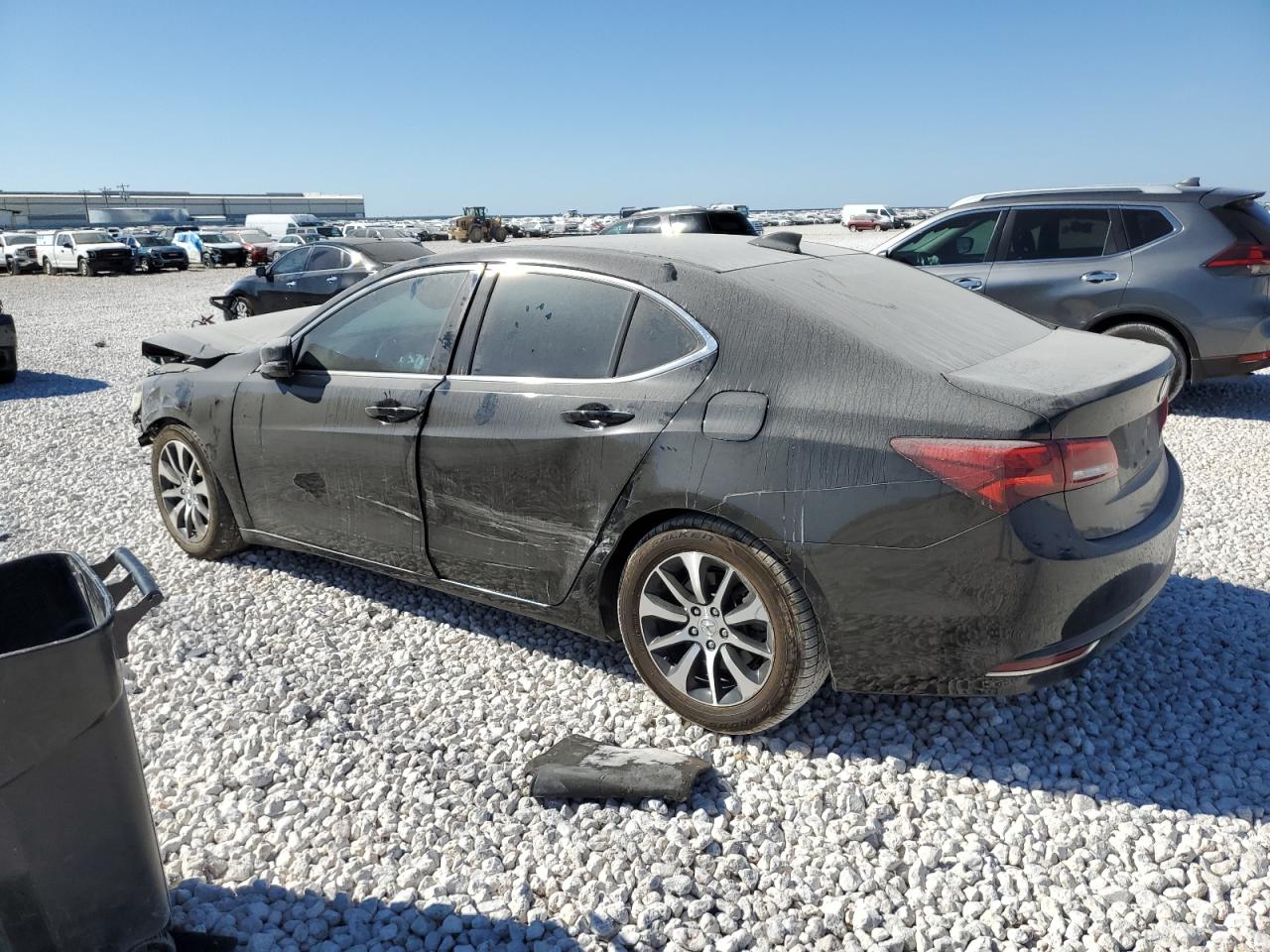 VIN 19UUB1F37FA016266 2015 ACURA TLX no.2