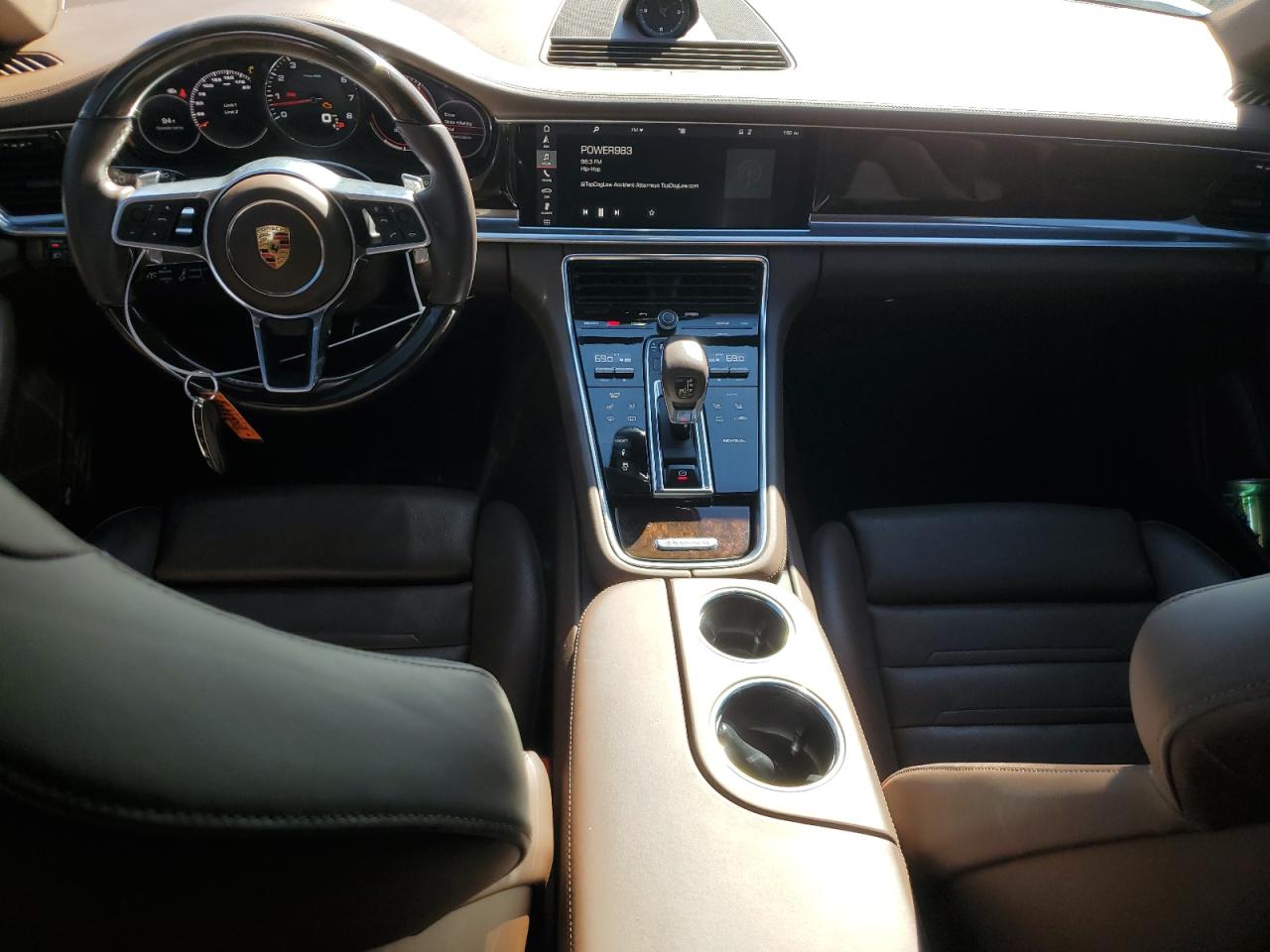 2018 Porsche Panamera - Image 8