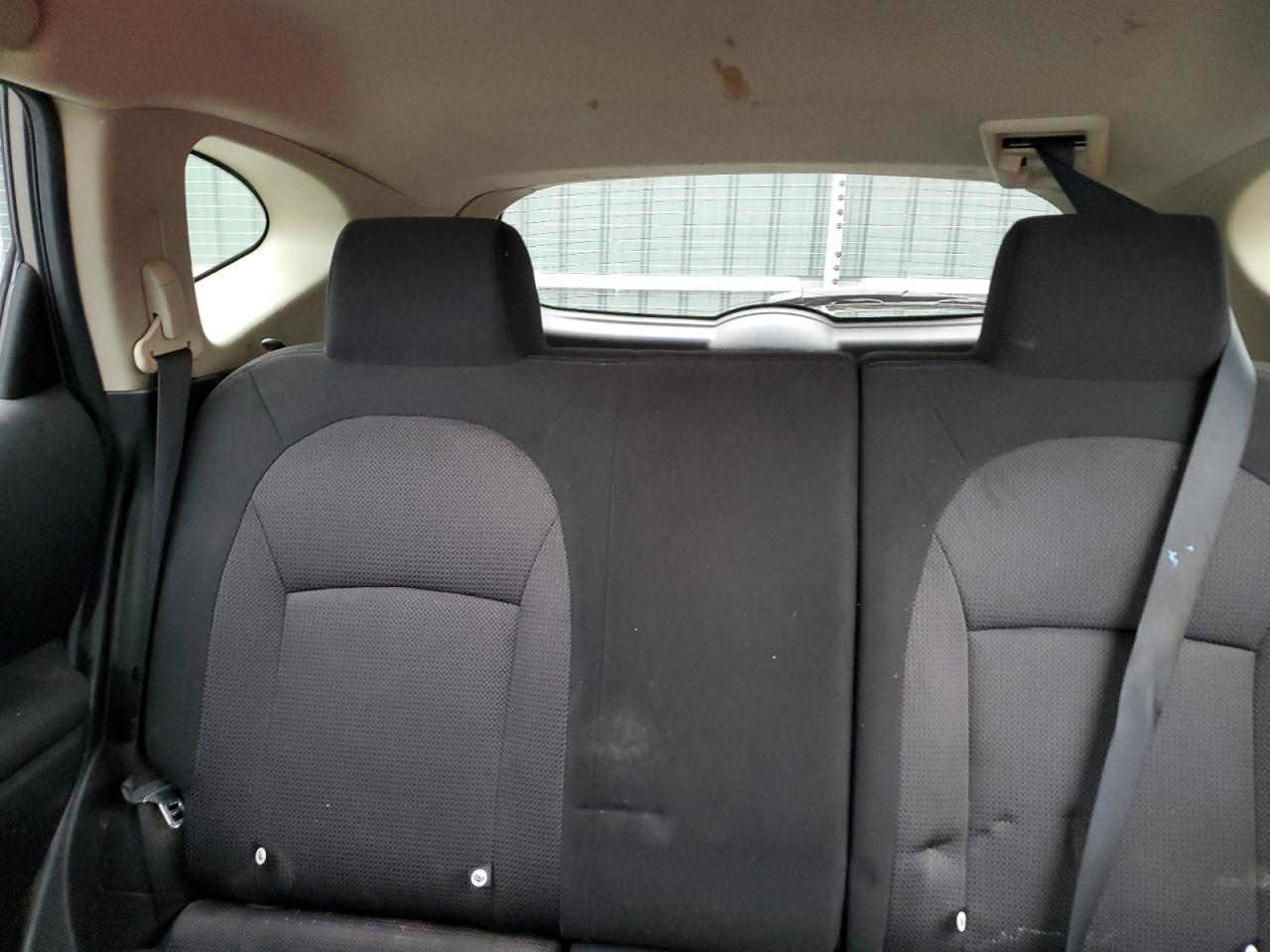 2011 Nissan Rogue - Image 10