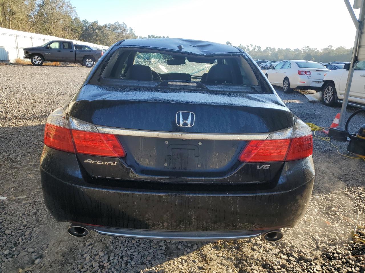 1HGCR3F8XFA012582 2015 Honda Accord Exl