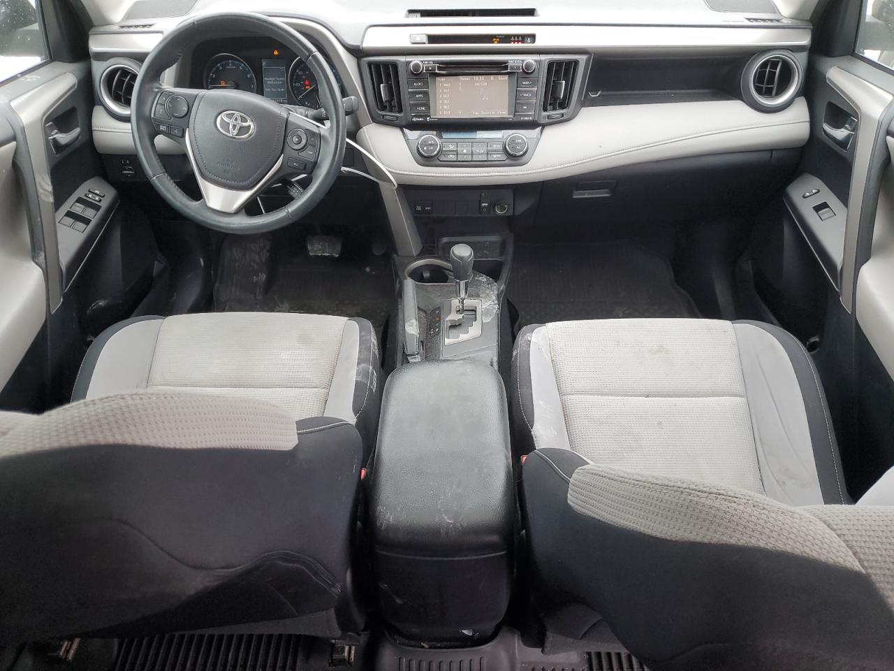 2T3RFREV7HW564203 2017 Toyota Rav4 Xle