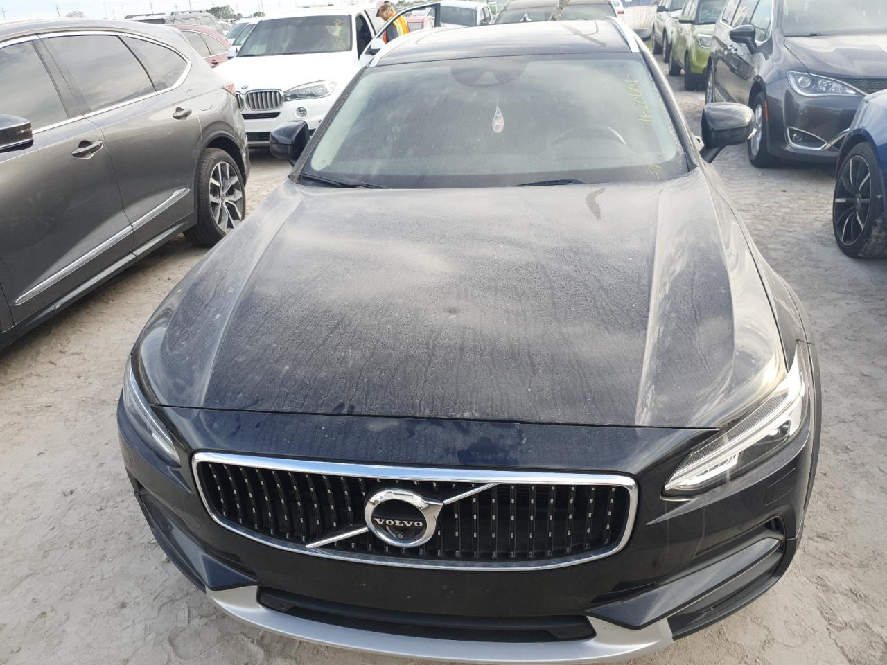 2018 Volvo V90 Cross Country T5 Momentum VIN: YV4102NK7J1020104 Lot: 76201814