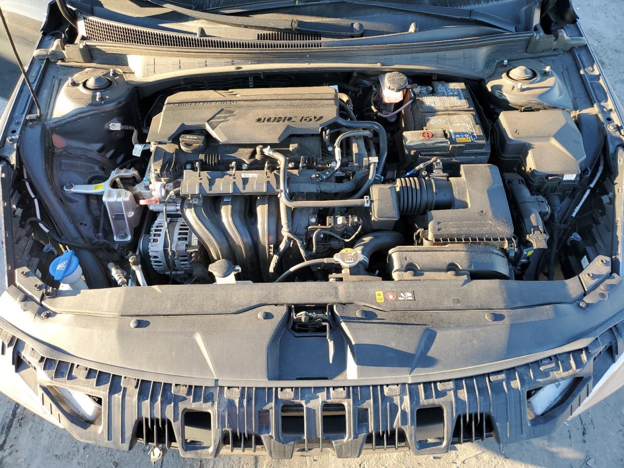 2021 Hyundai Elantra - Image 11