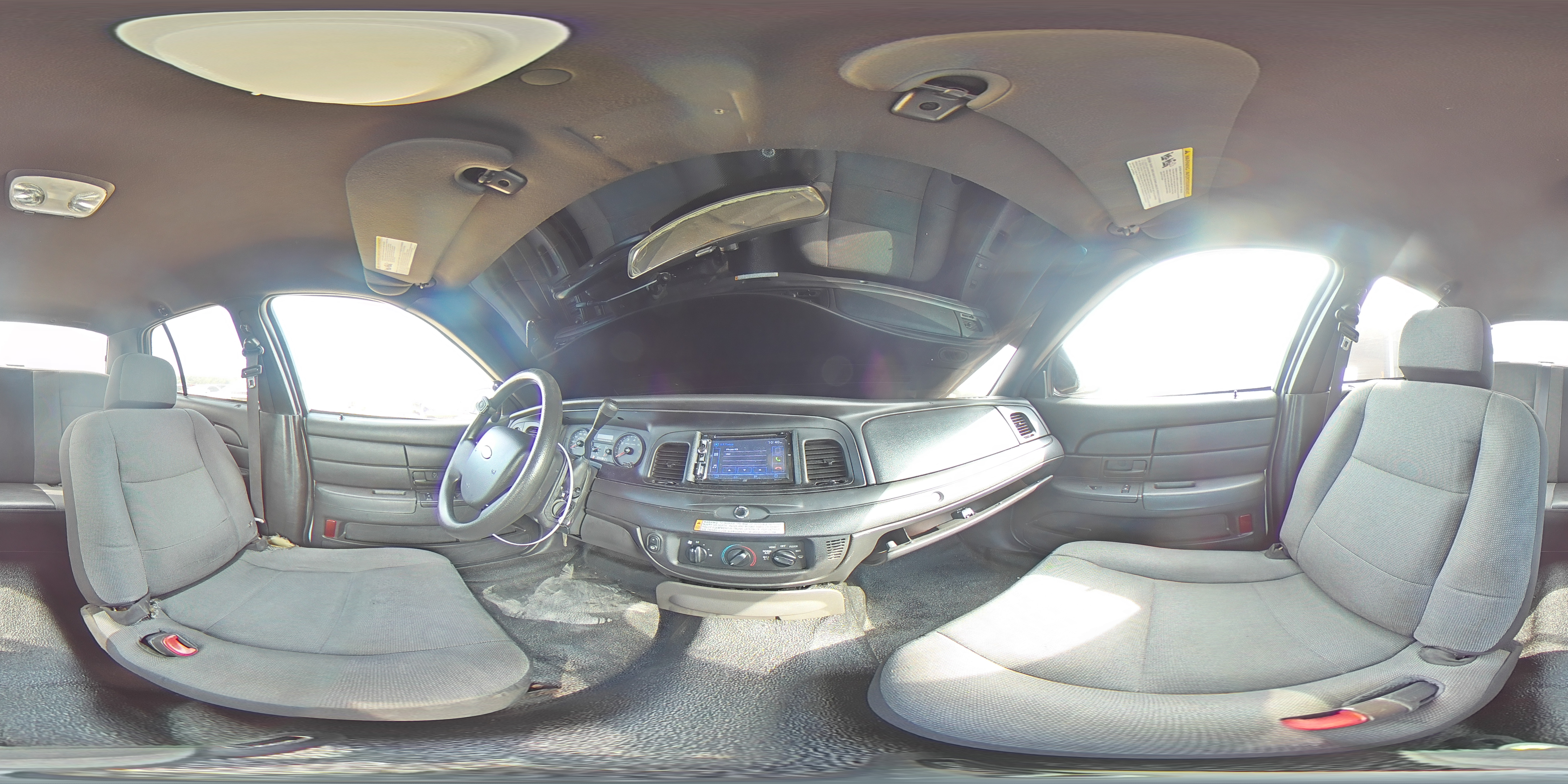 2009 Ford Crown Victoria - Image 12