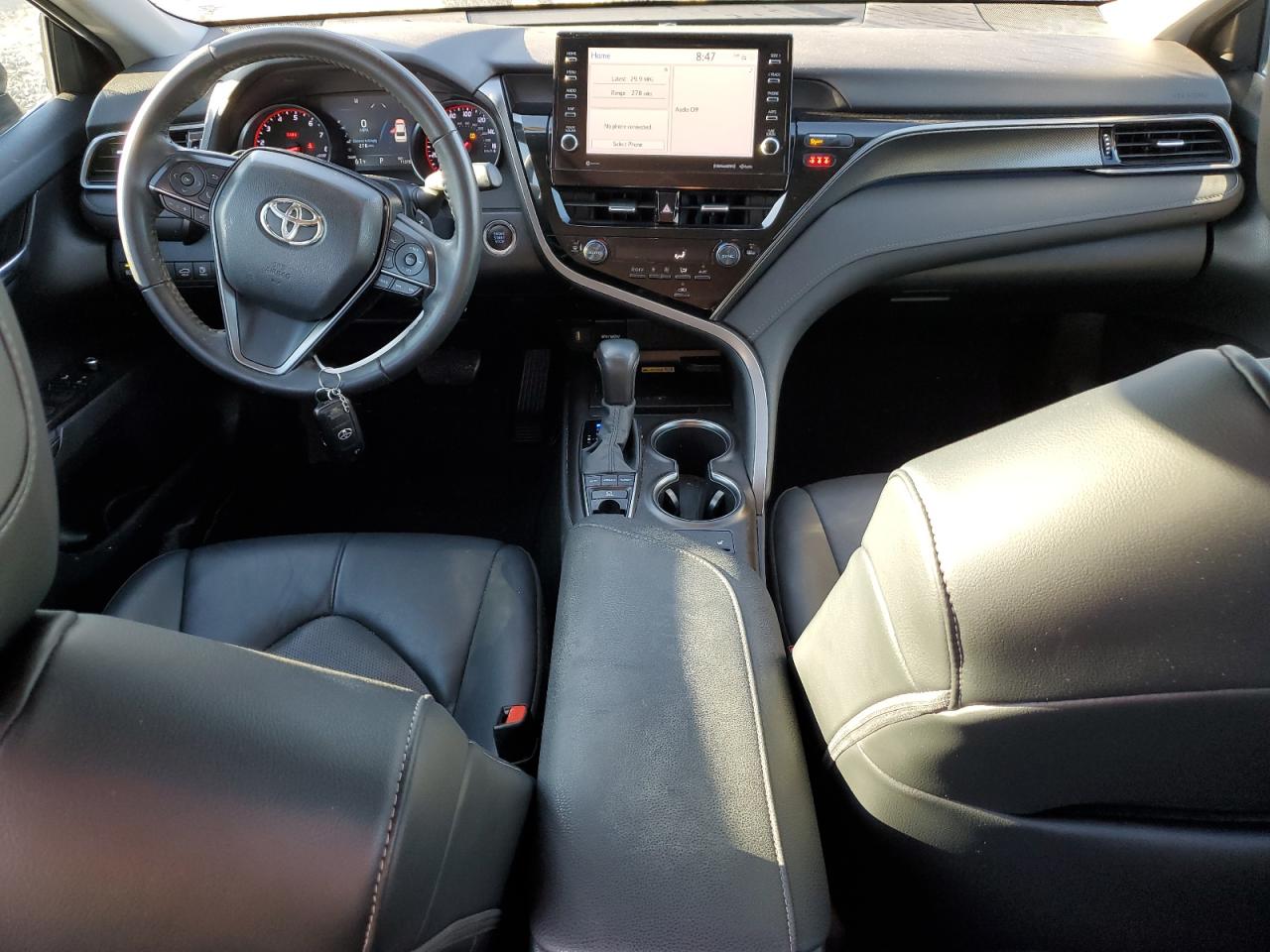 2022 Toyota Camry - Image 8