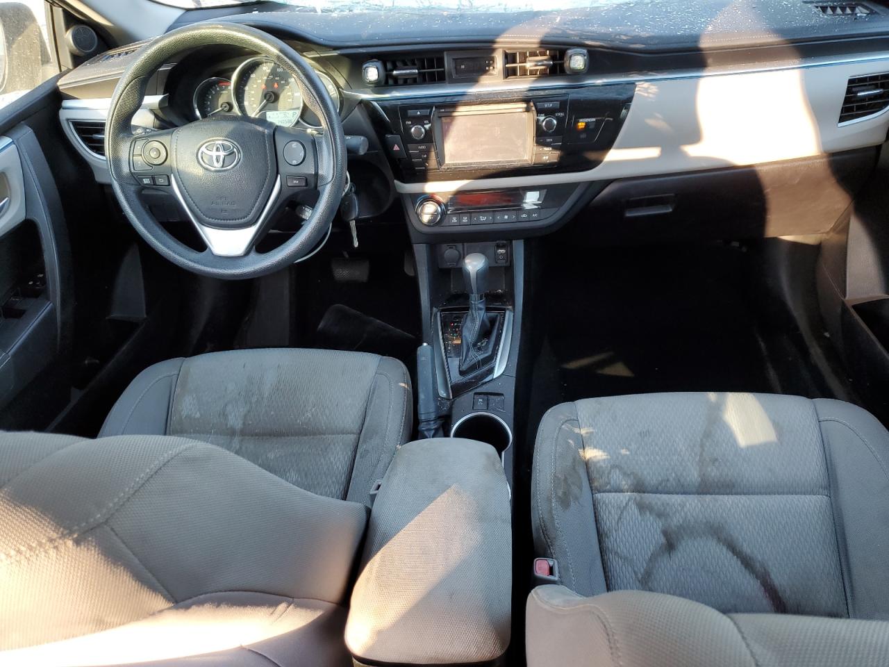 VIN 5YFBURHE0GP477884 2016 TOYOTA COROLLA no.8