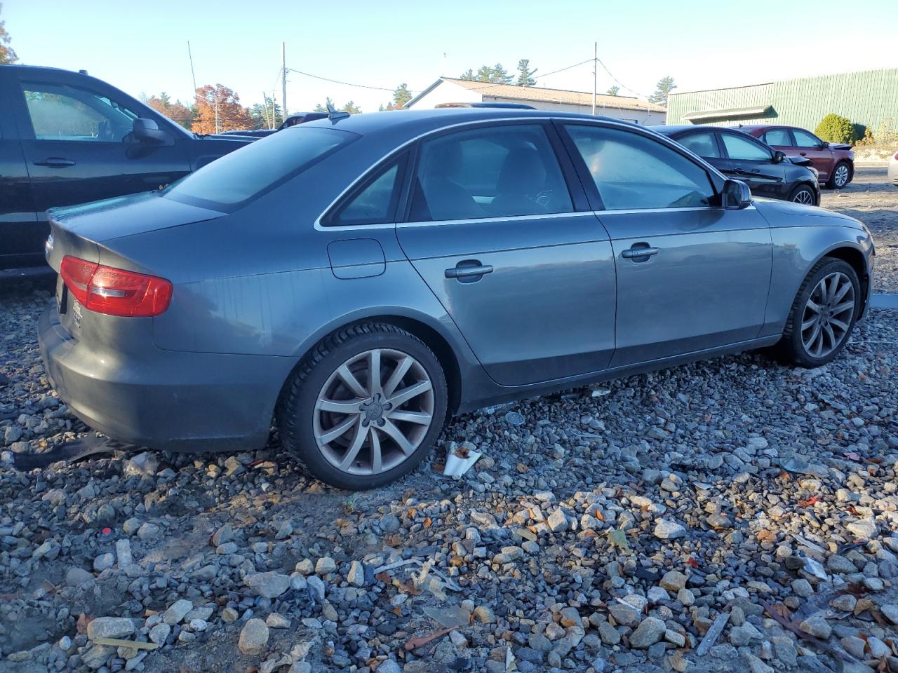 VIN WAUEFAFL2DN042493 2013 AUDI A4 no.3