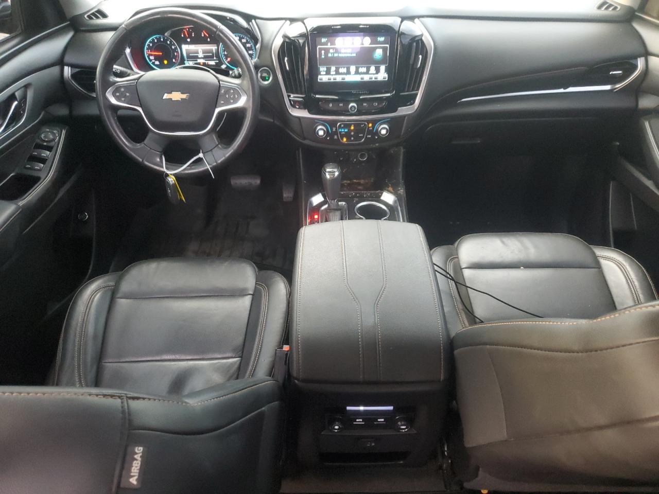 1GNERHKW1KJ251366 2019 Chevrolet Traverse Lt