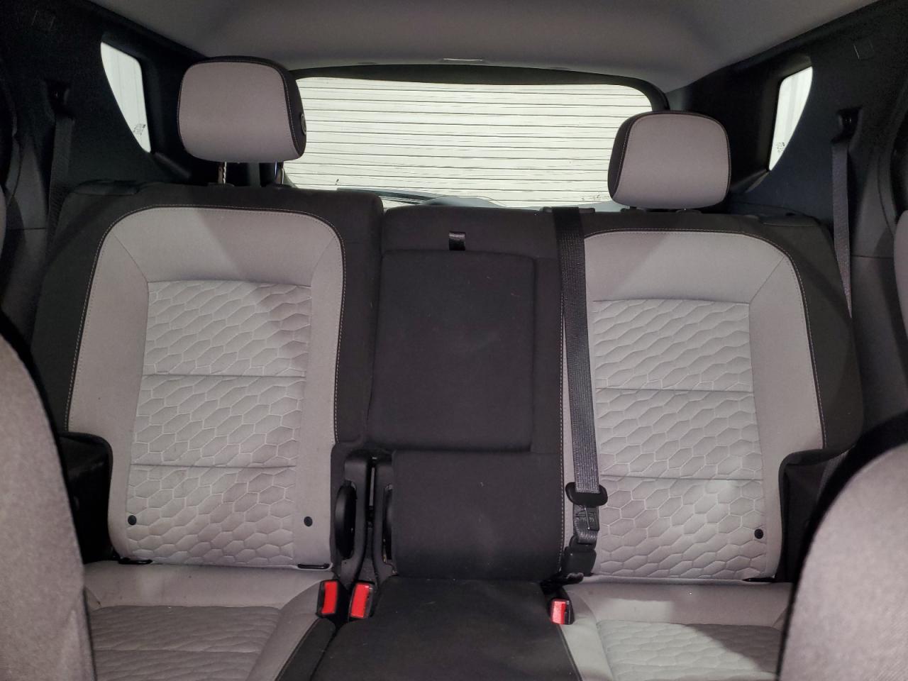 2018 Chevrolet Equinox - Image 10
