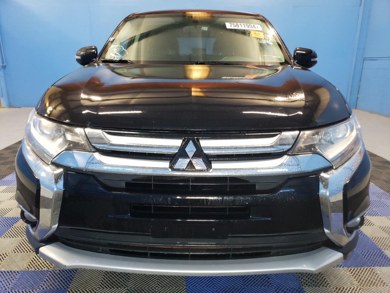 2016 Mitsubishi Outlander - Image 5