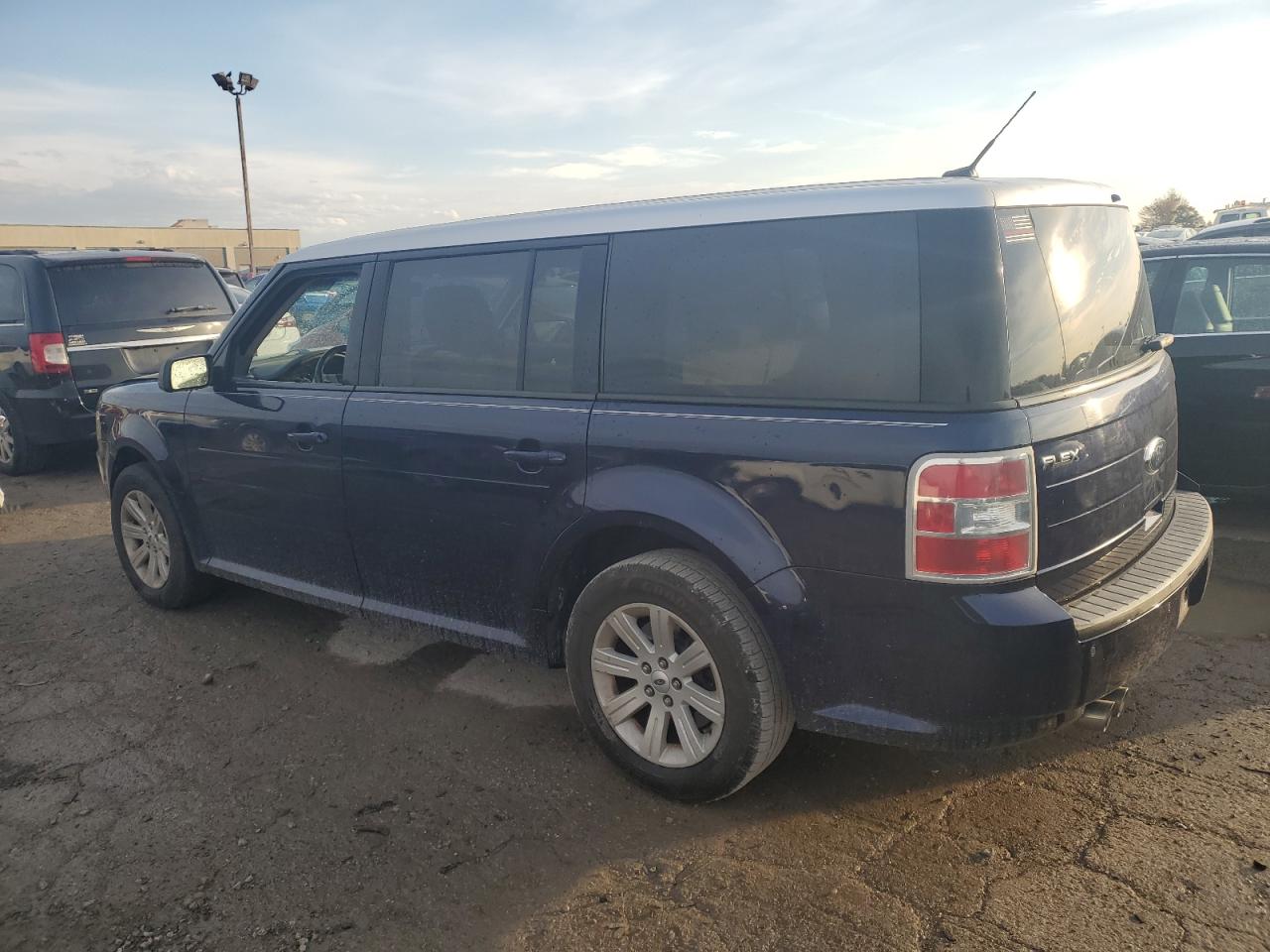 2011 Ford Flex - Image 2
