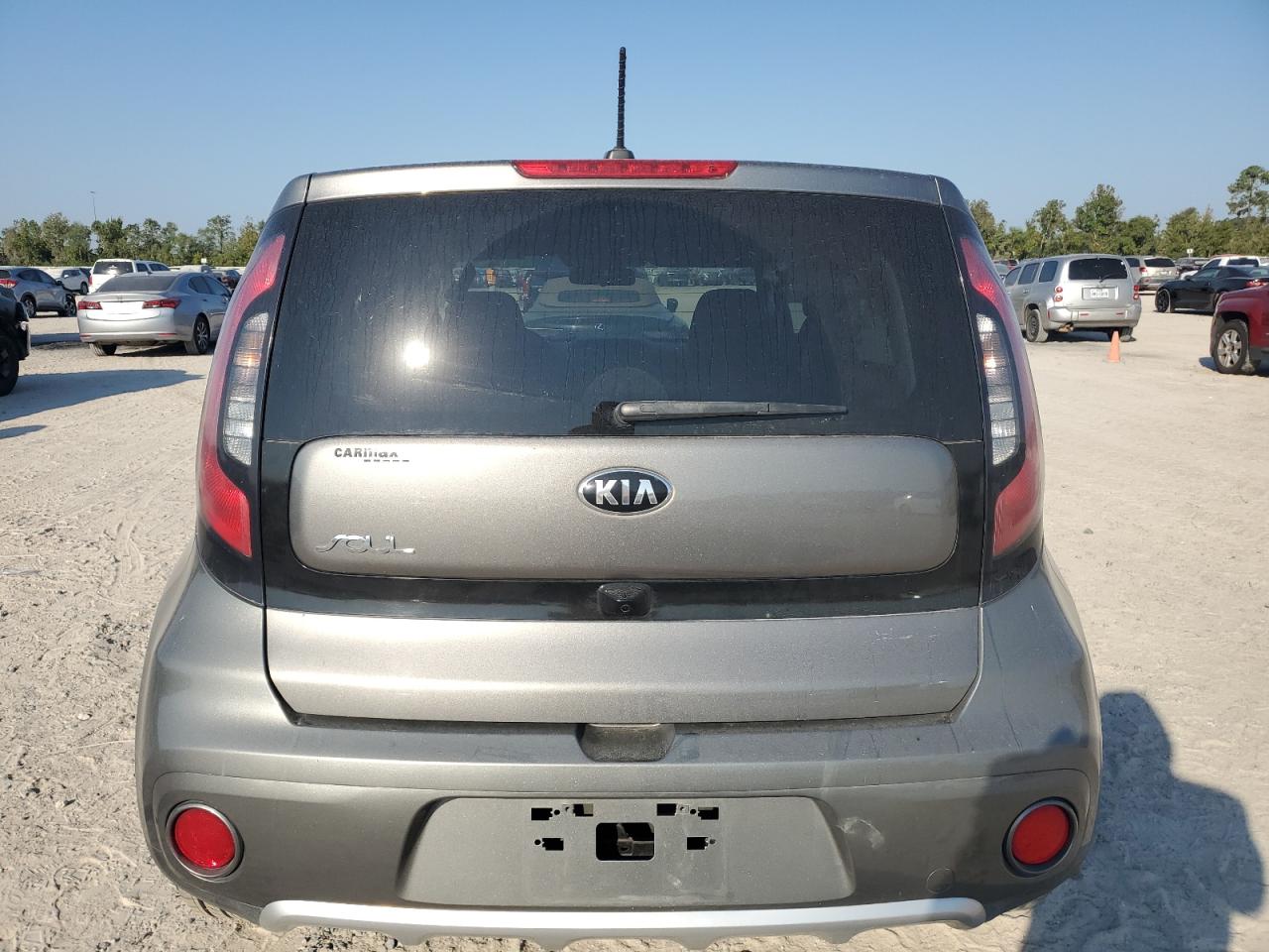 2018 Kia Soul + VIN: KNDJP3A51J7541157 Lot: 76065054