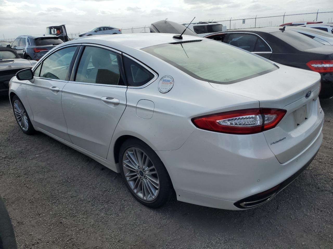 VIN 3FA6P0H91ER327349 2014 FORD FUSION no.2