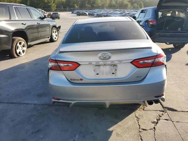  TOYOTA CAMRY 2018 Сріблястий