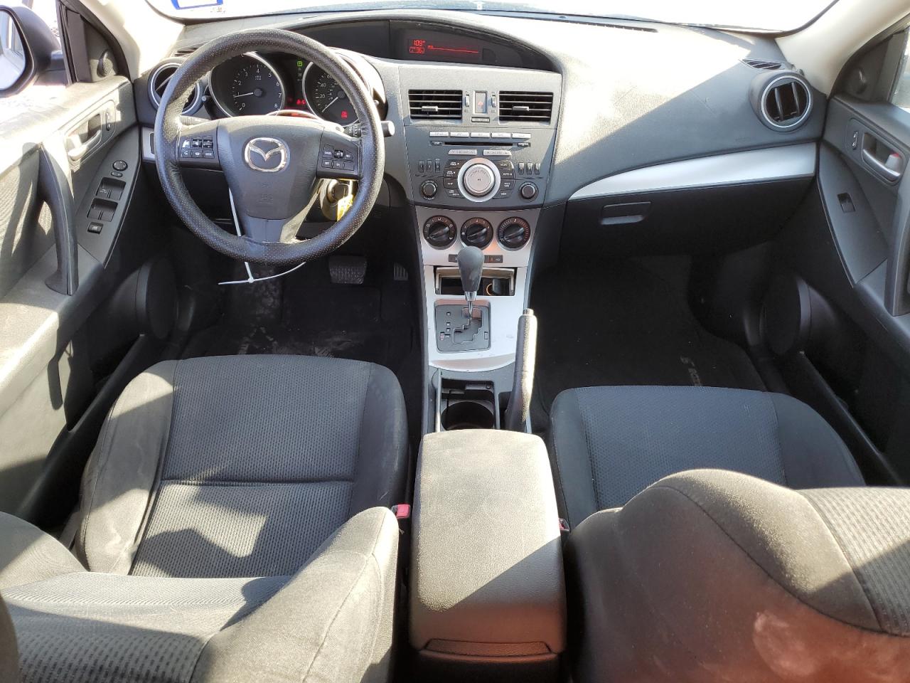 JM1BL1VF3B1900374 2011 Mazda 3 I