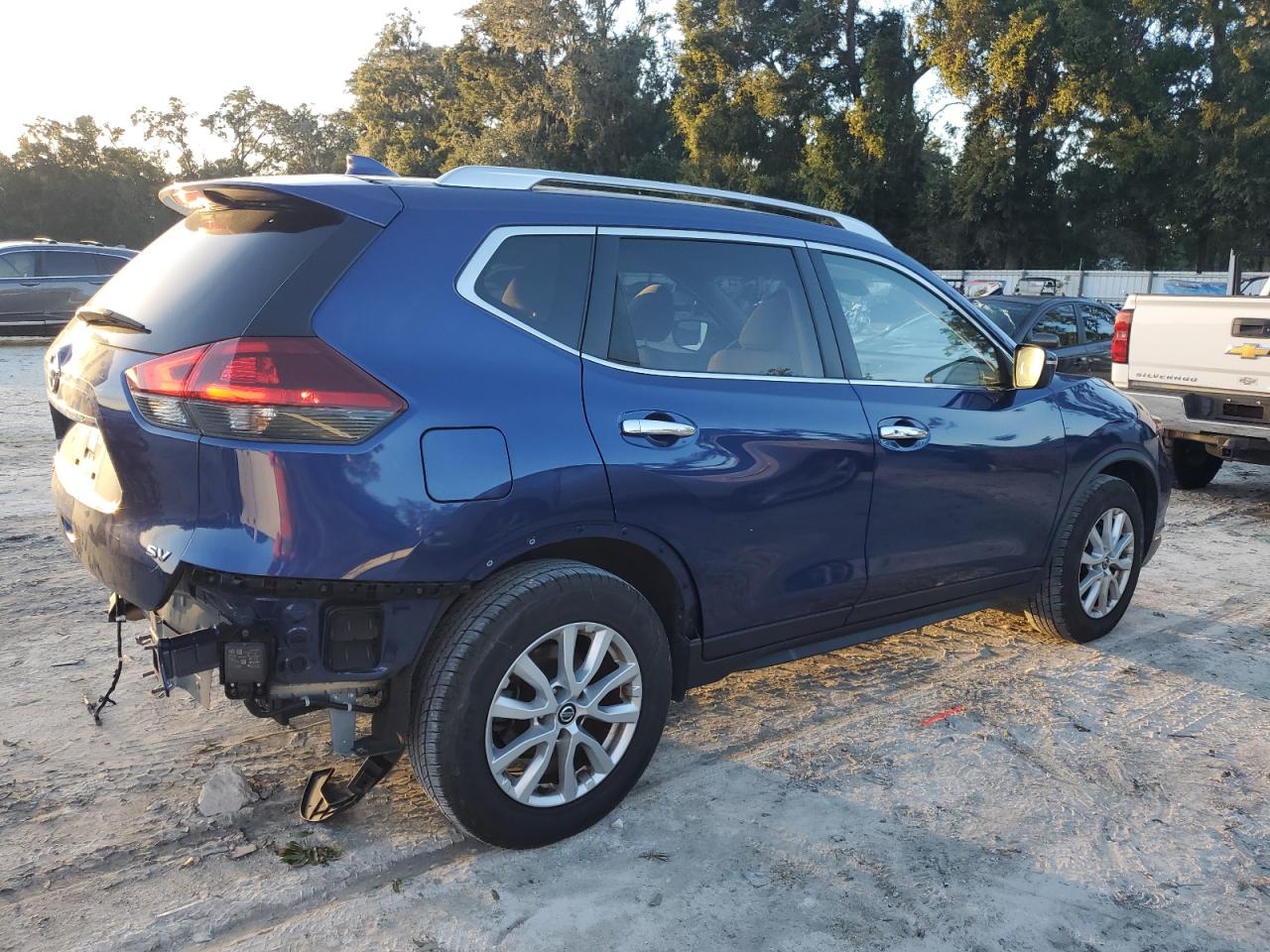 2020 Nissan Rogue - Image 3