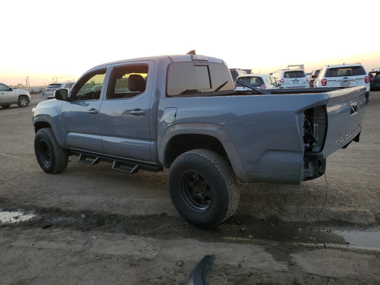 2019 Toyota Tacoma - Image 2