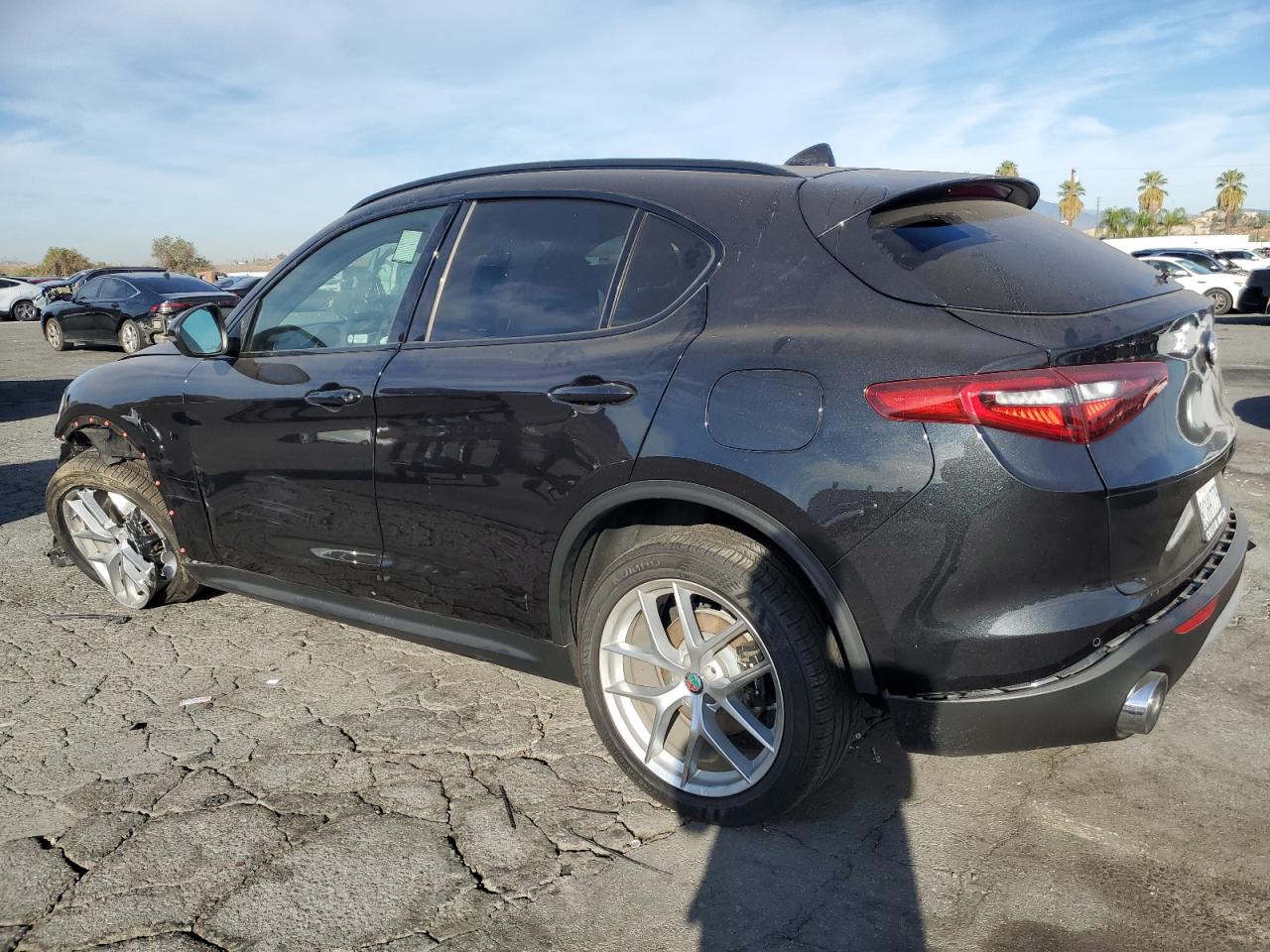 VIN ZASPAJAN8K7C39339 2019 ALFA ROMEO STELVIO no.2