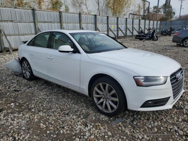  AUDI A4 2013 Белый