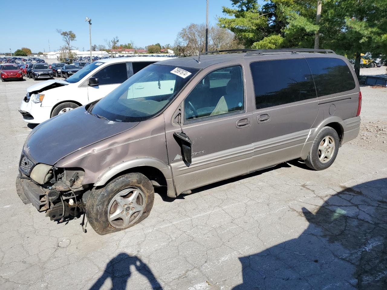 2001 Pontiac Montana - Image 1