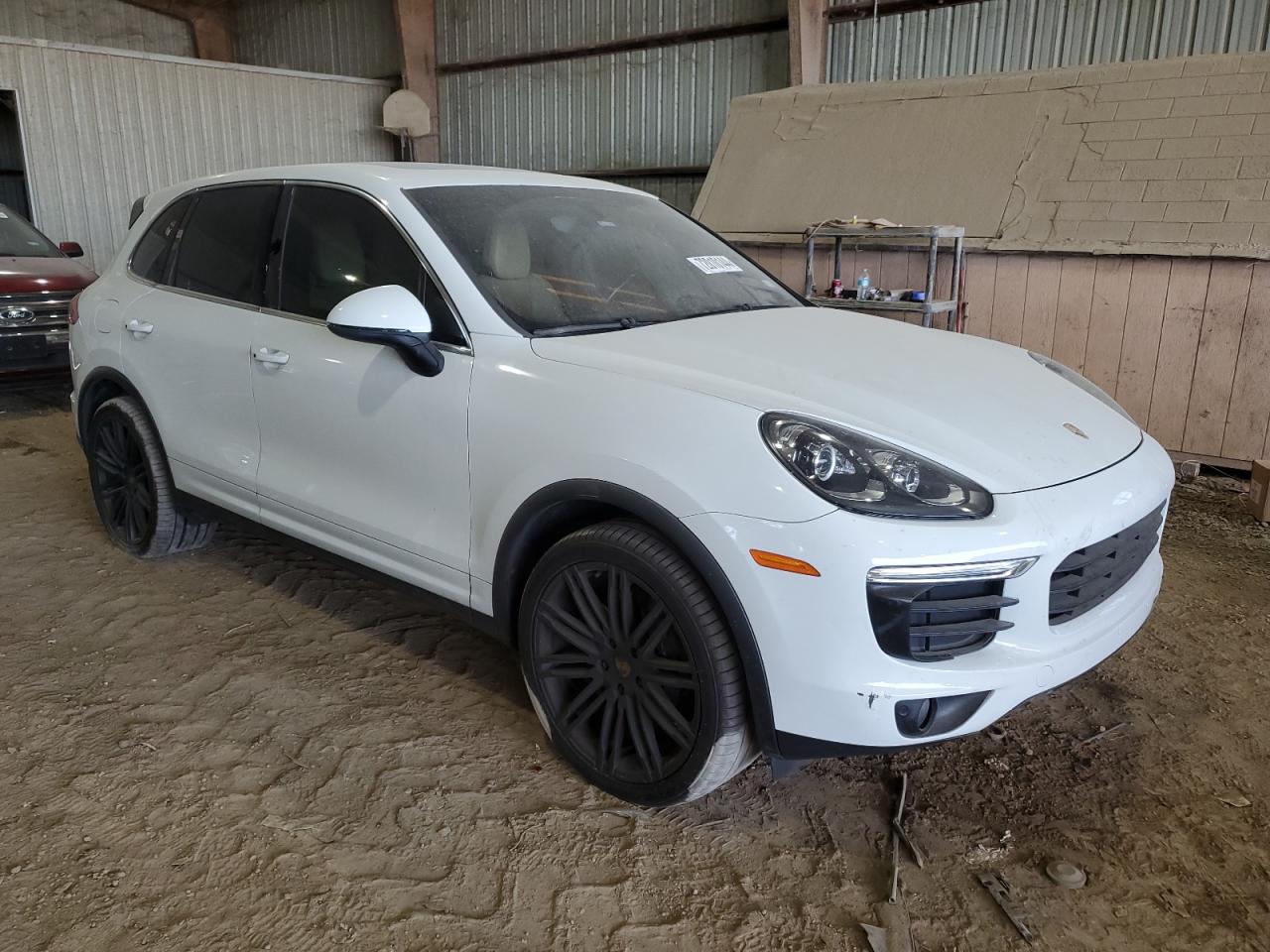 VIN WP1AA2A25GLA04971 2016 PORSCHE CAYENNE no.4