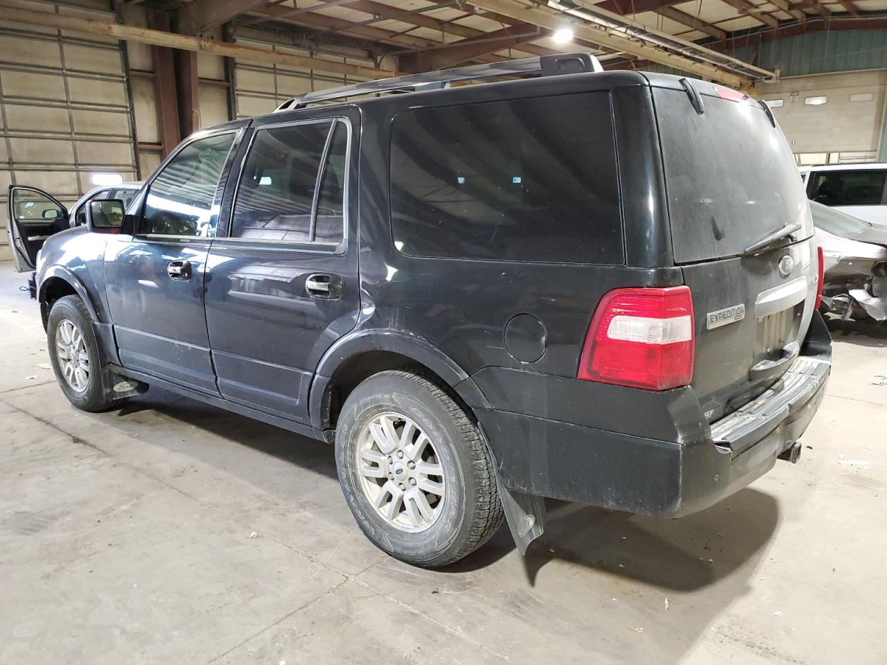 2014 Ford Expedition - Image 2