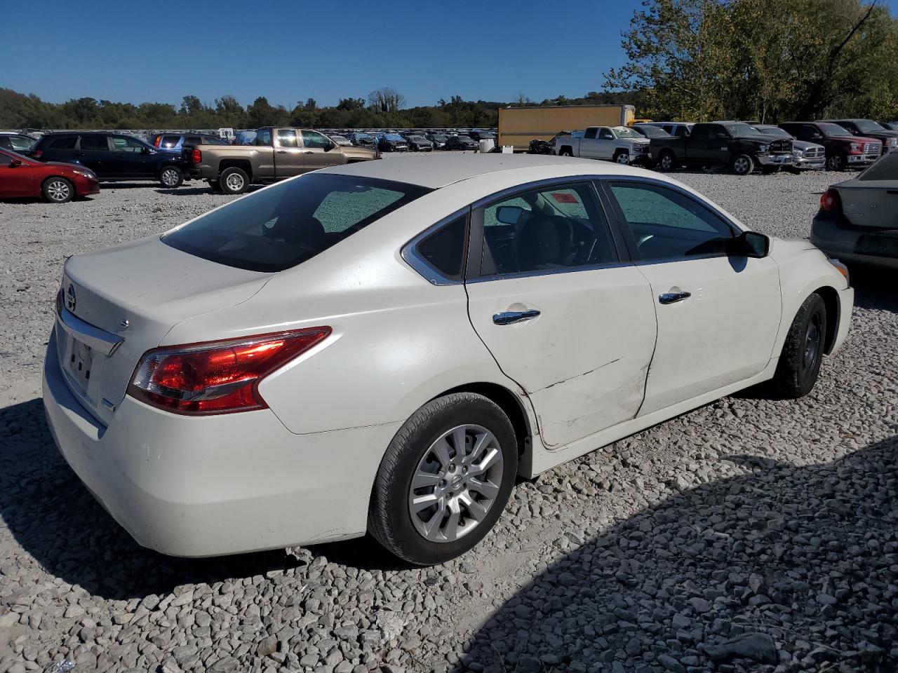 2013 Nissan Altima - Image 3