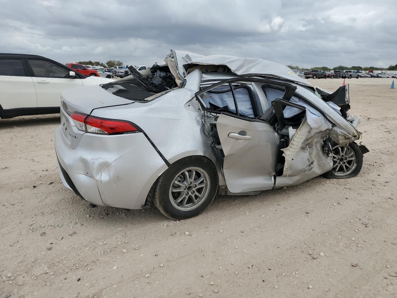2022 Toyota Corolla - Image 3
