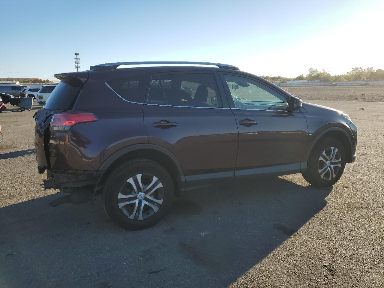 2018 Toyota RAV 4 - Image 3