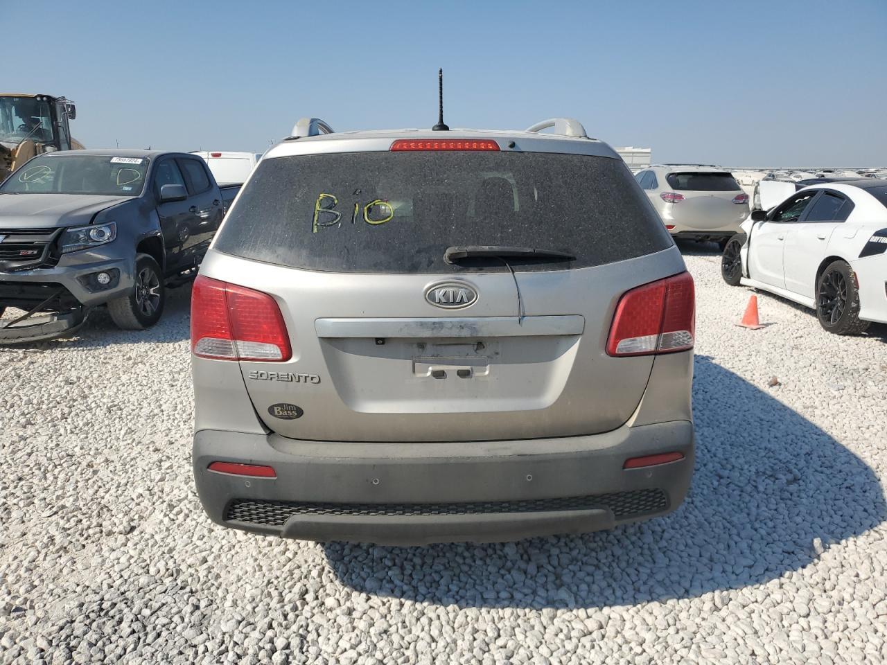 2013 Kia Sorento Lx VIN: 5XYKT3A63DG326282 Lot: 75512194