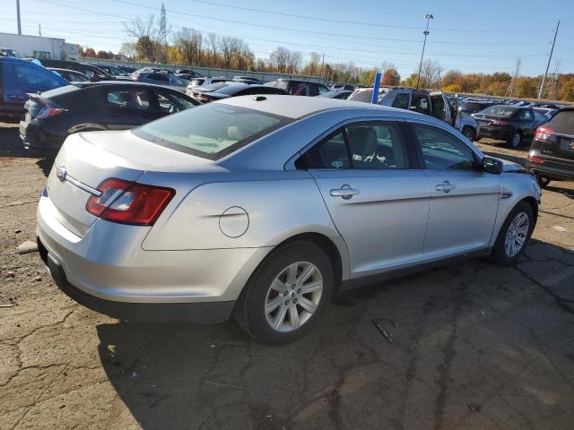  FORD TAURUS 2012 Серебристый