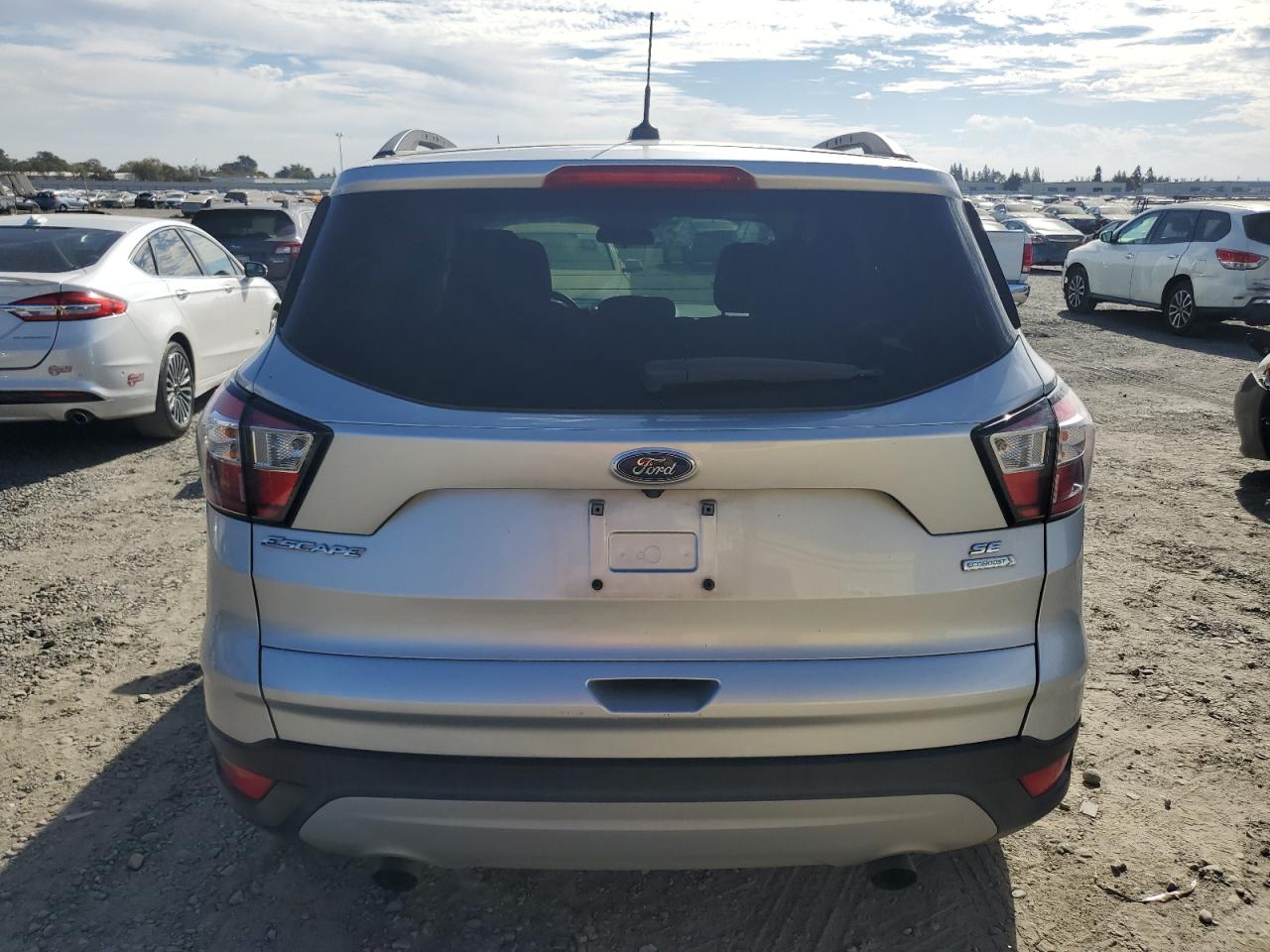 2018 Ford Escape Se VIN: 1FMCU0GD4JUB75271 Lot: 78058824