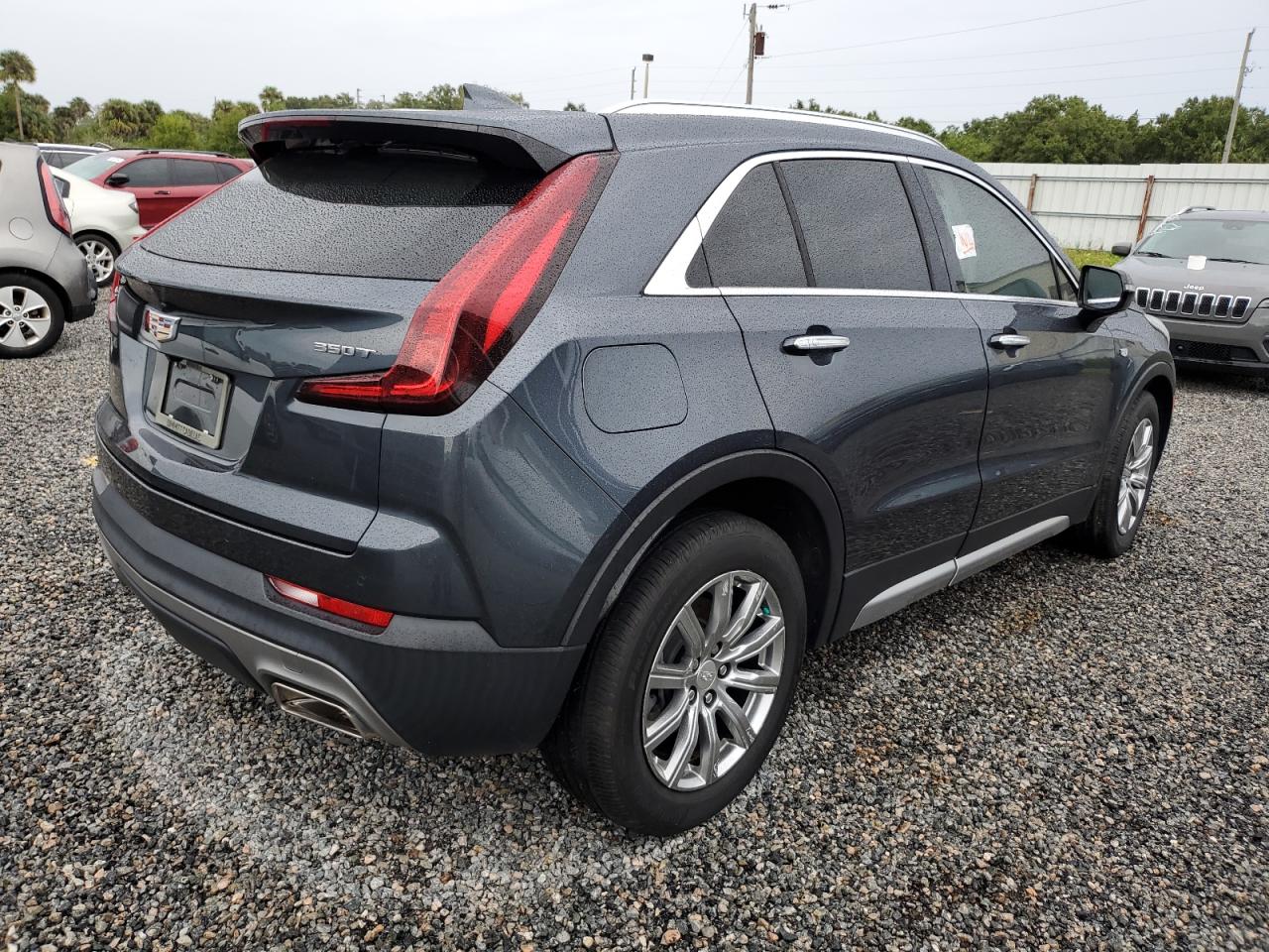 2021 Cadillac XT4 - Image 3