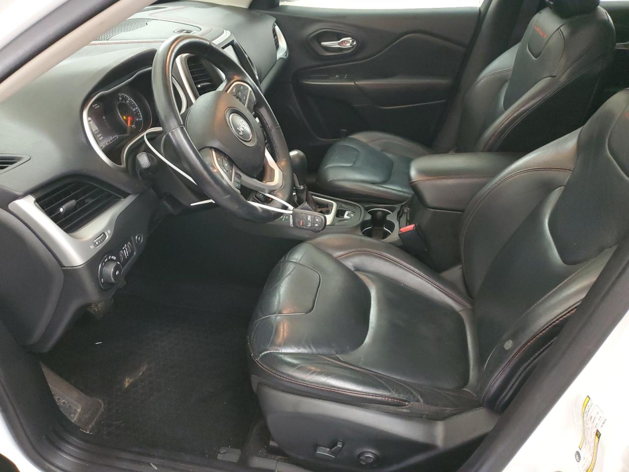 2015 Jeep Cherokee - Image 7