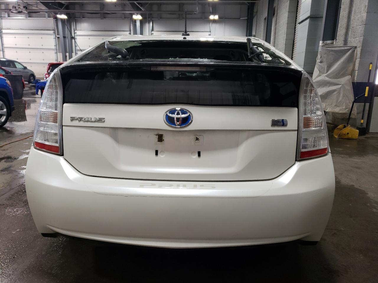 JTDKN3DU8B5363208 2011 Toyota Prius