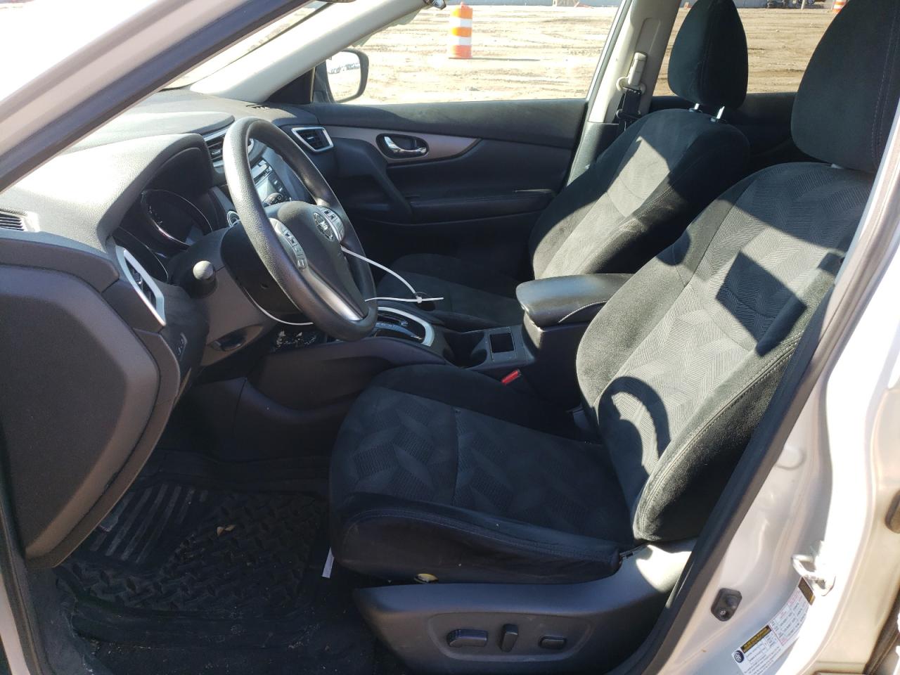 2015 Nissan Rogue - Image 7