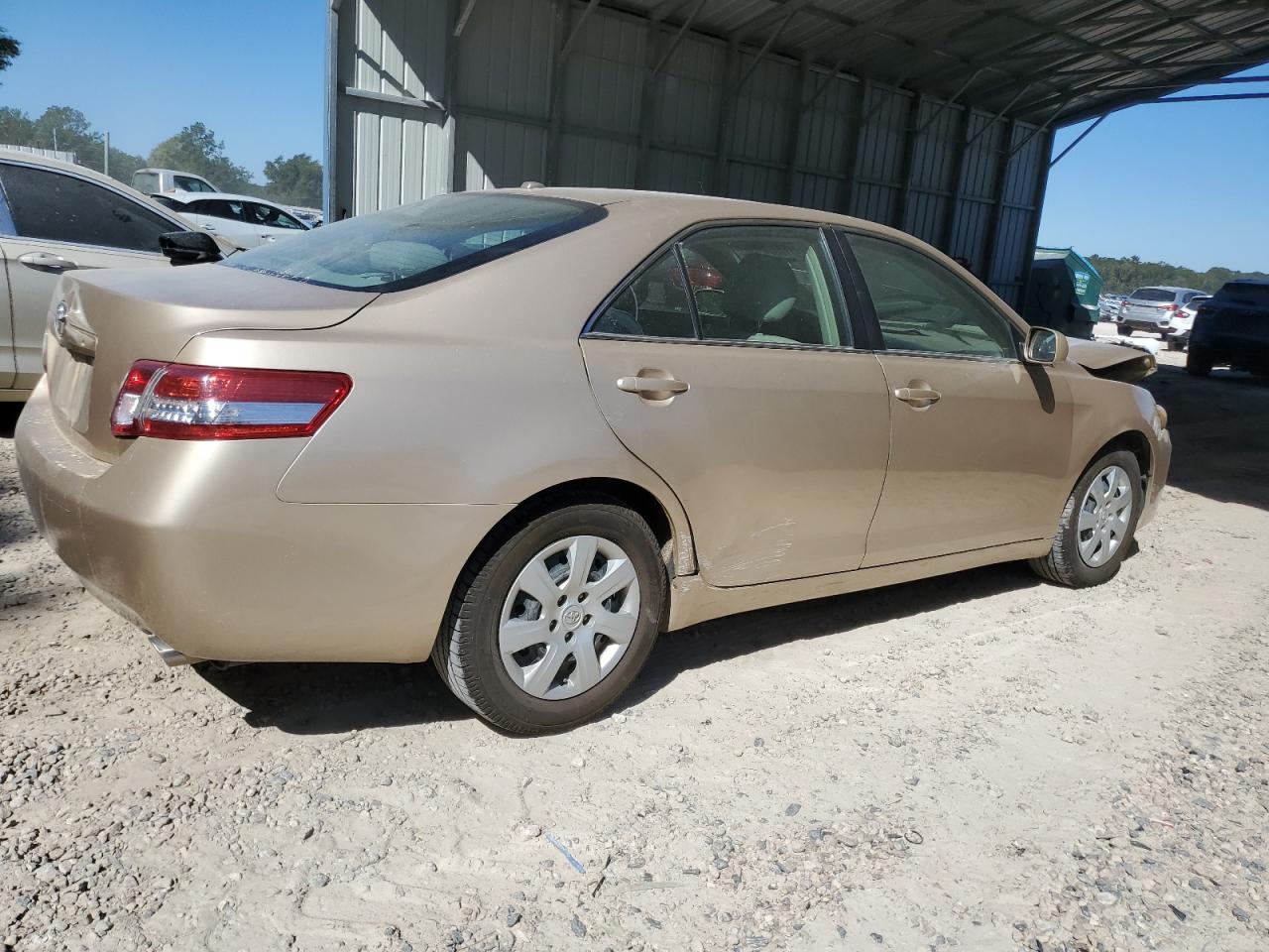 2010 Toyota Camry - Image 3