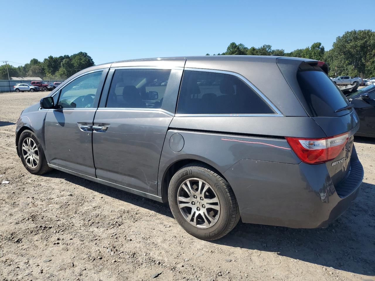 2012 Honda Odyssey - Image 2