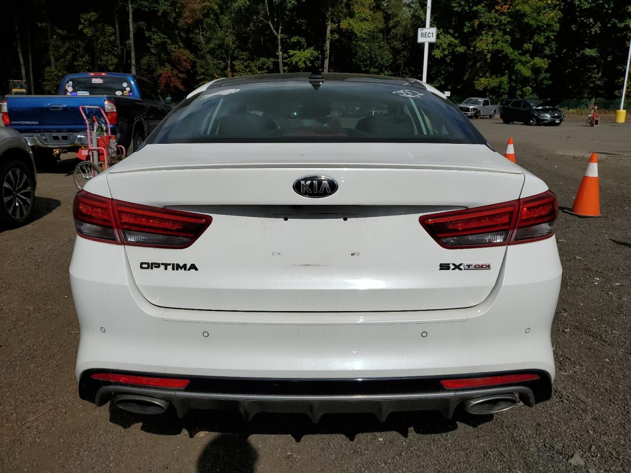 5XXGW4L23HG172129 2017 Kia Optima Sx