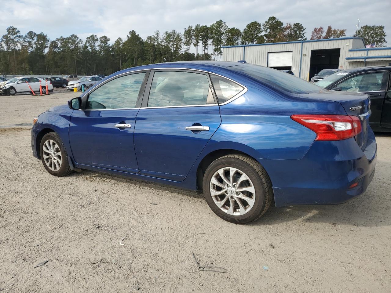 2018 Nissan Sentra - Image 2