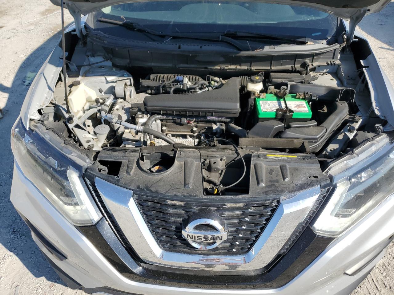 2017 Nissan Rogue - Image 13