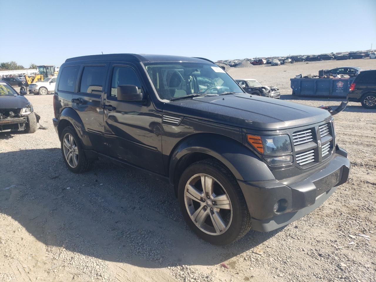 2011 Dodge Nitro - Image 4