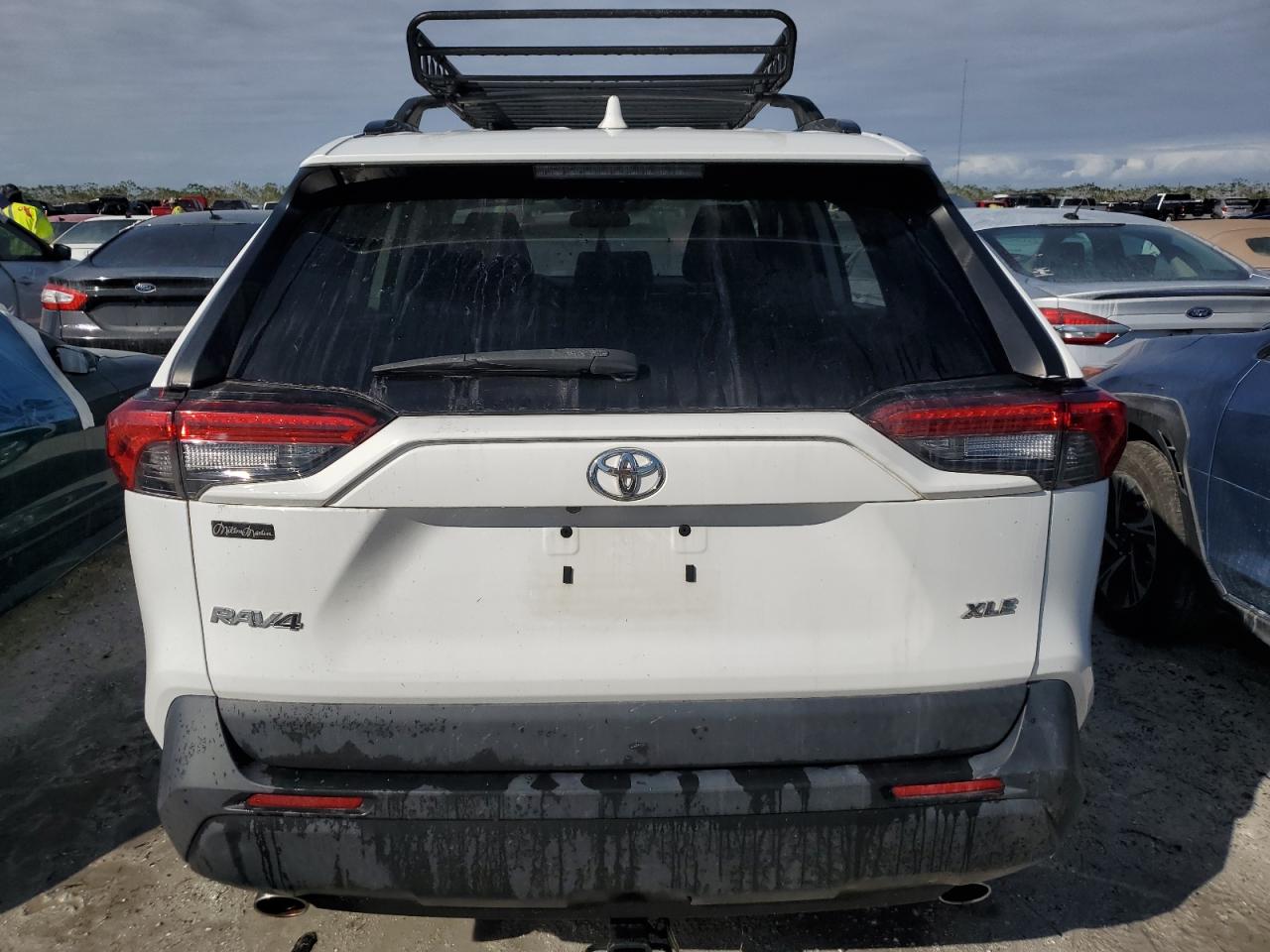 2019 Toyota Rav4 Xle VIN: 2T3W1RFV7KC024309 Lot: 75423774