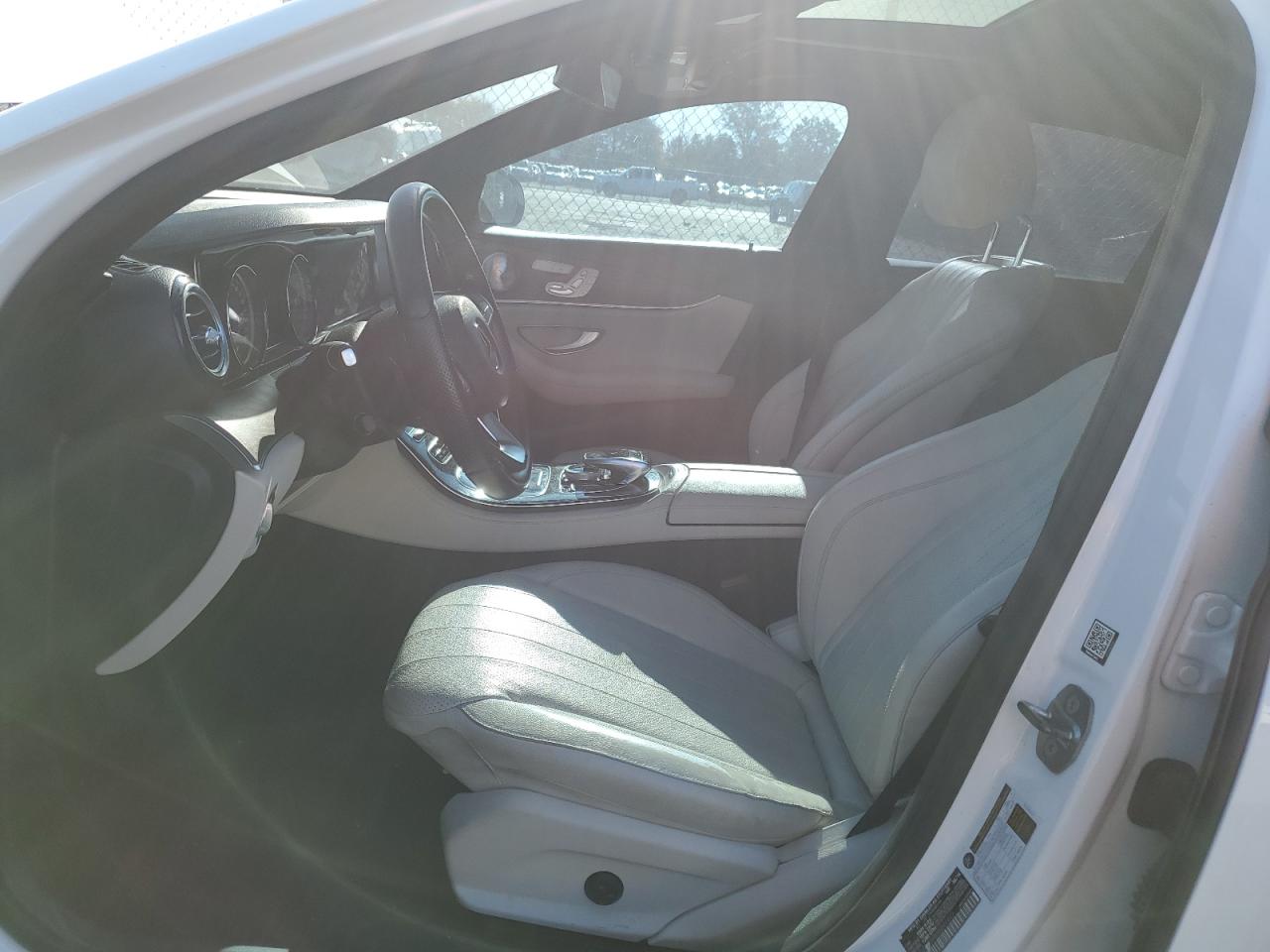 2017 Mercedes-Benz E-klasse - Image 3