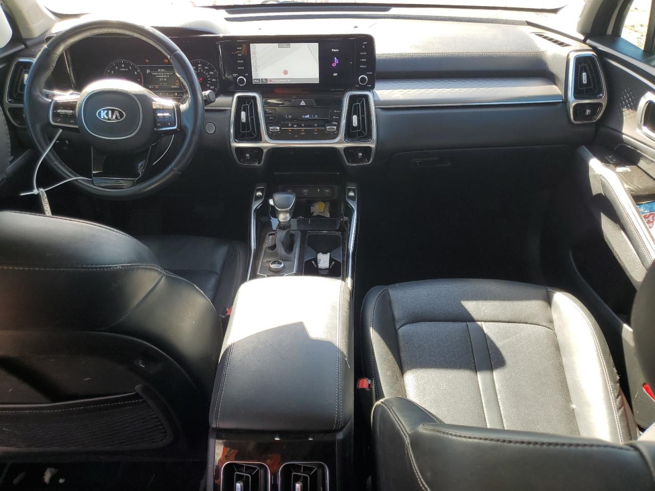 2021 Kia Sorento - Image 8