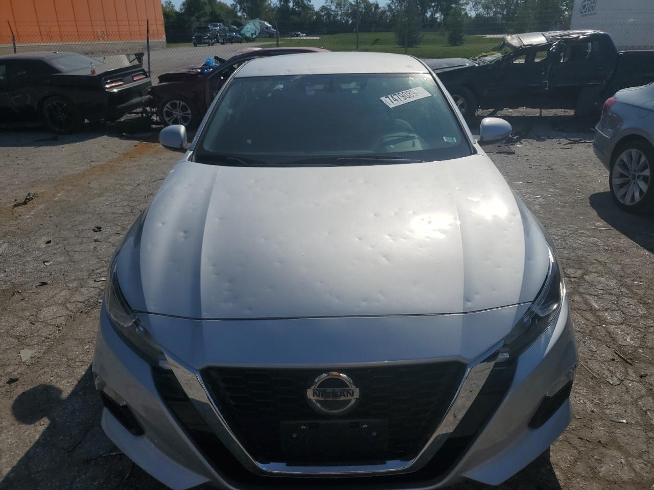 2020 Nissan Altima - Image 5