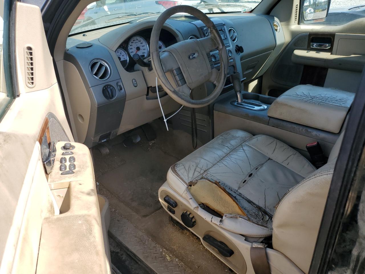 2004 Ford F-150 - Image 8