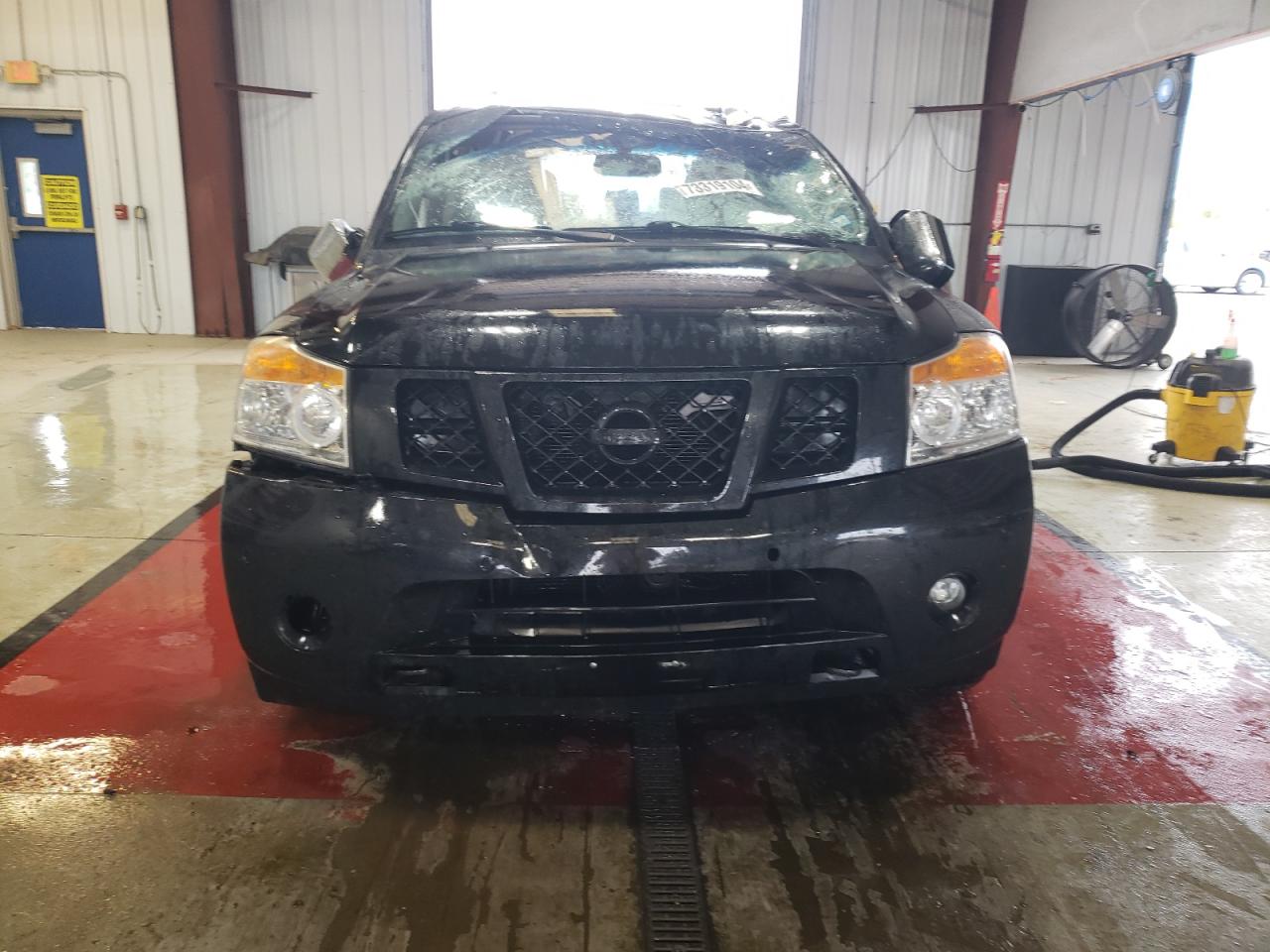 2015 Nissan Armada - Image 5