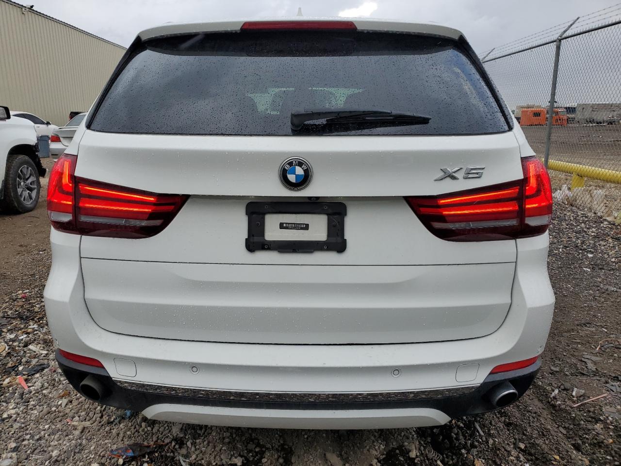 VIN 5UXKR2C54G0R69701 2016 BMW X5 no.6