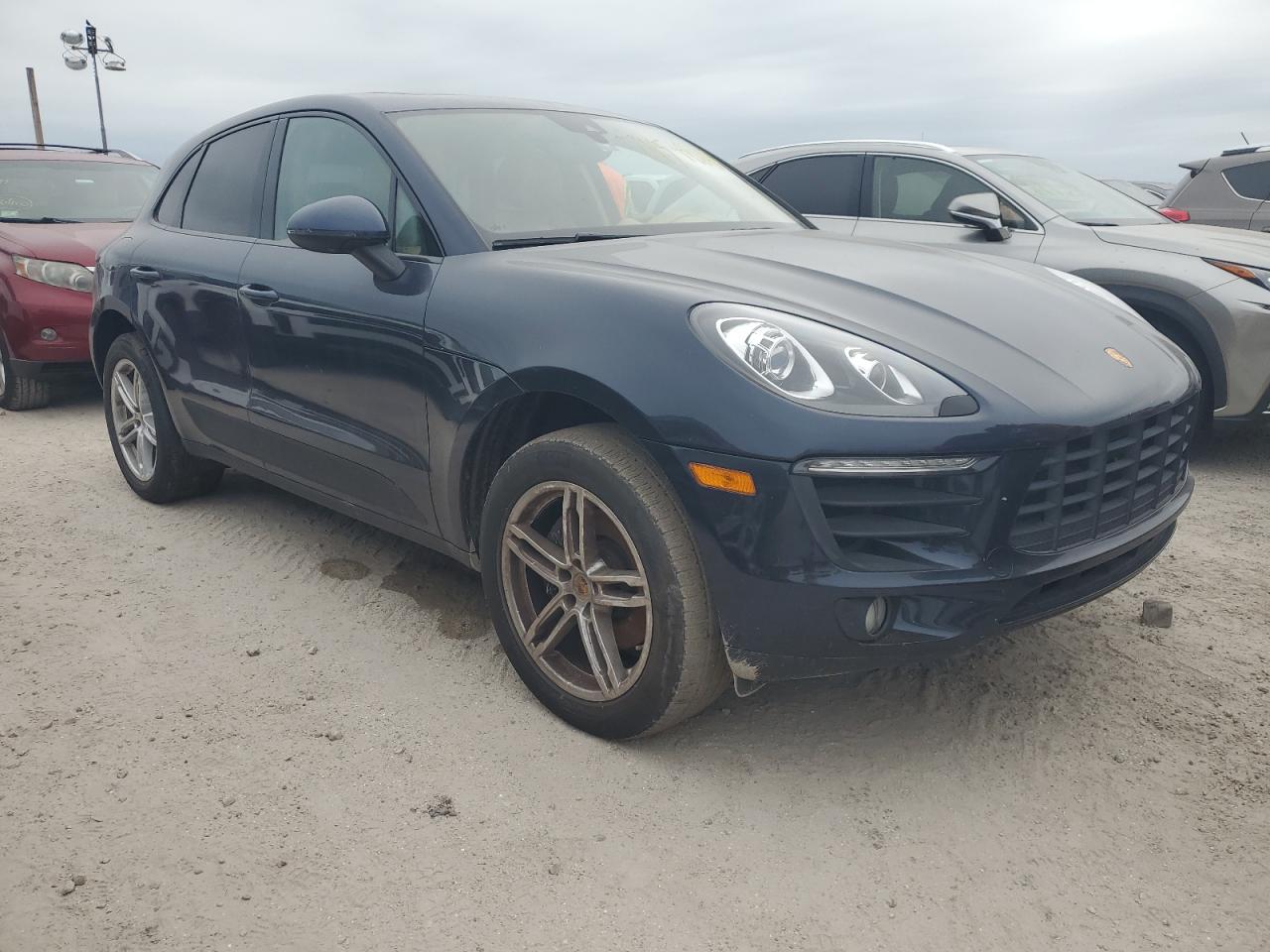 2017 Porsche Macan - Image 4